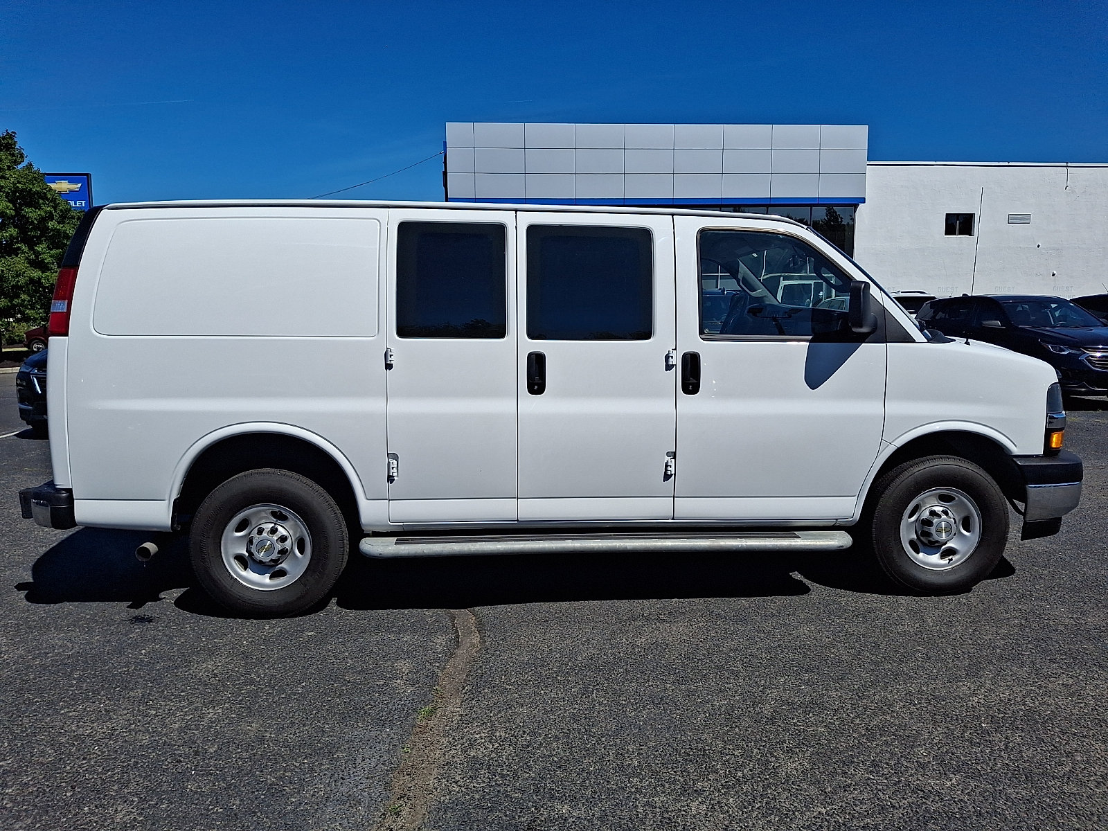 Certified 2024 Chevrolet Express 2500 w/ Driver Convenience Package RWD image 8