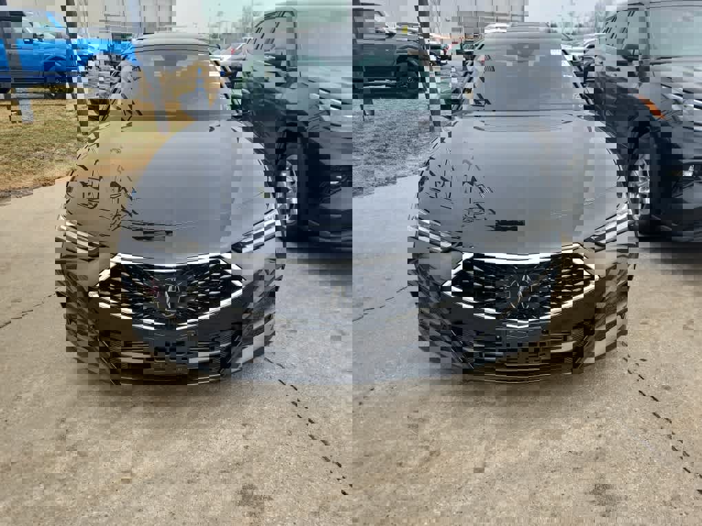 Used 2023 Acura TLX w/ Technology Package image 2