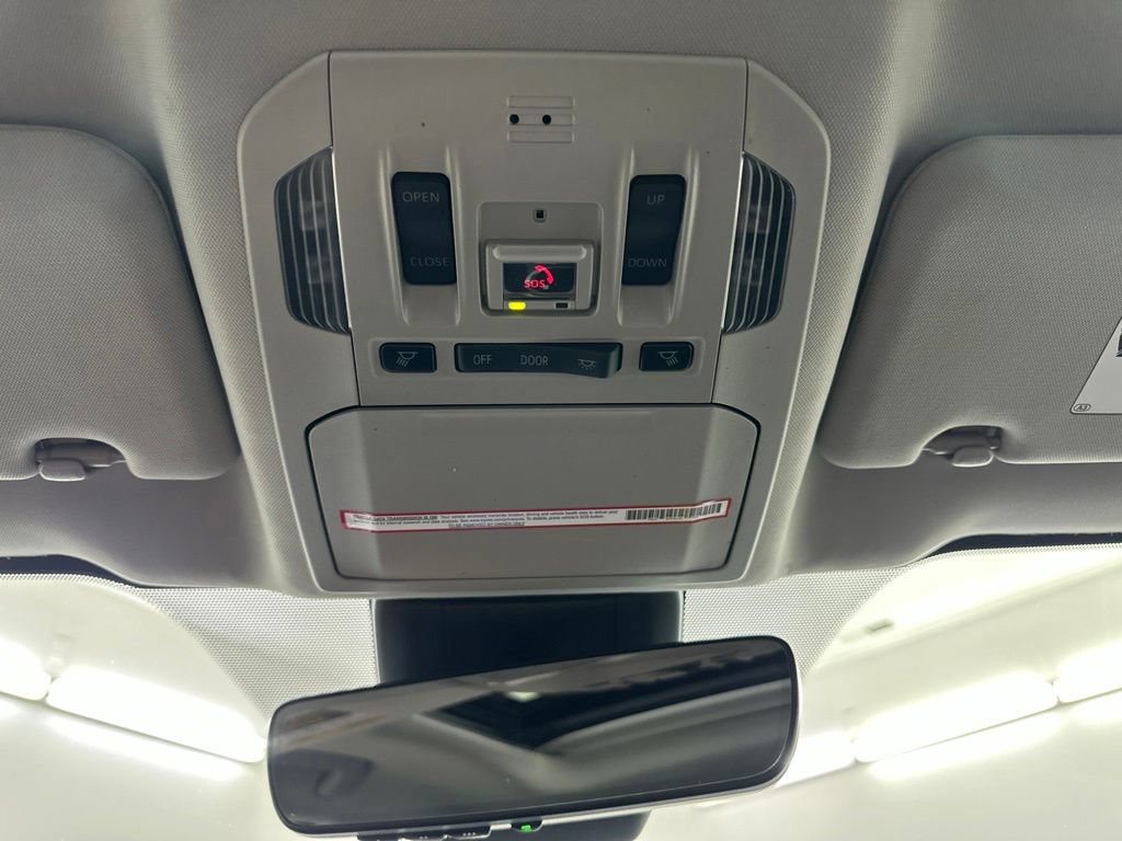 Used 2022 Toyota Highlander XLE FWD image 54