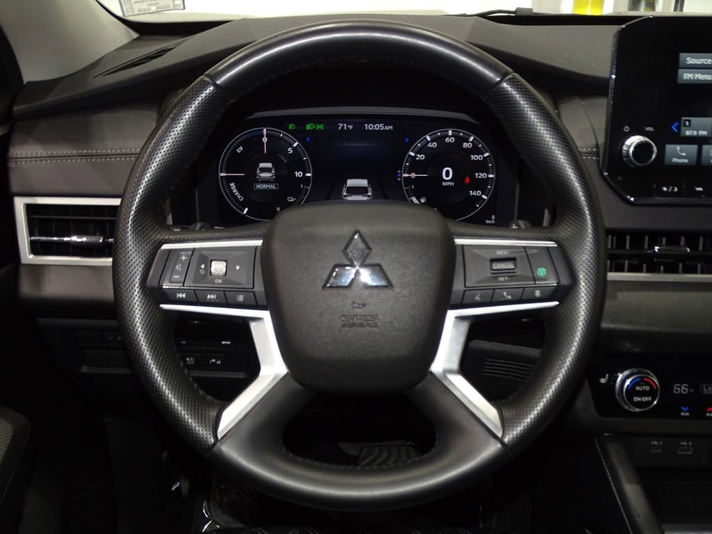 Used 2023 Mitsubishi Outlander SEL image 24