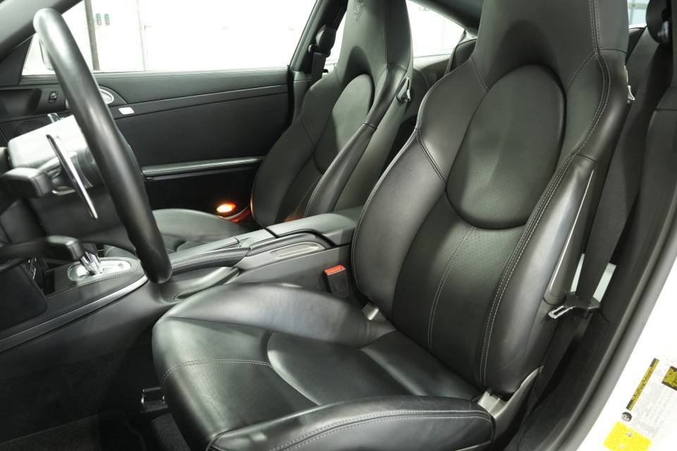 Used 2013 Porsche 911 Turbo S image 5