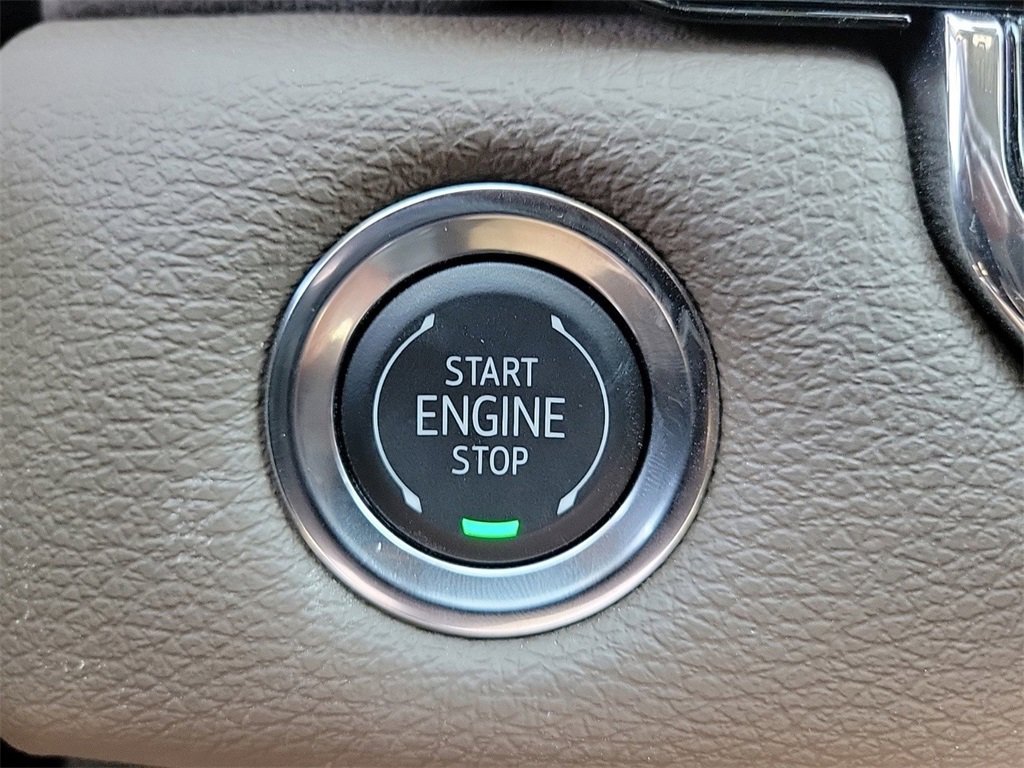 New 2026 GMC Canyon Denali image 29