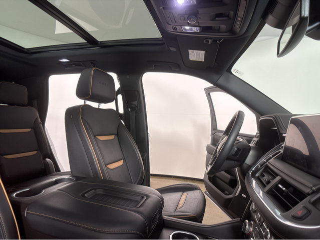 Used 2024 GMC Yukon AT4 image 29