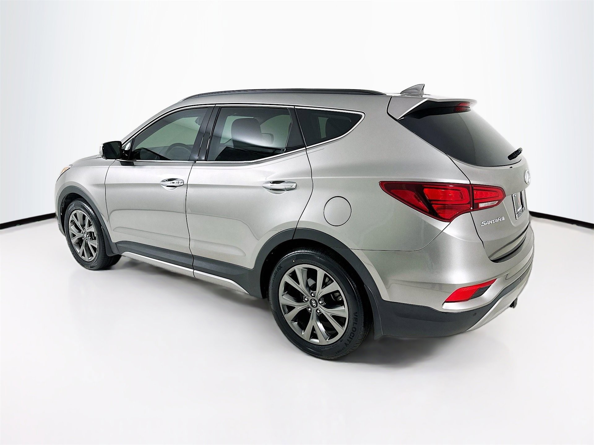 Used 2017 Hyundai Santa Fe Sport w/ 2.0T Ultimate Tech Package 05 image 6