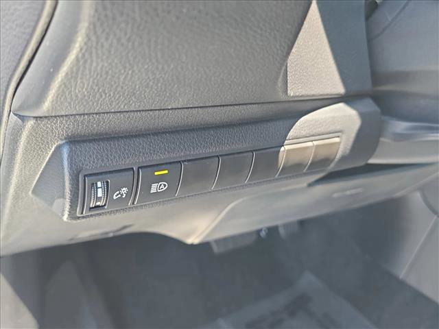 Used 2026 Toyota Corolla LE FWD image 9