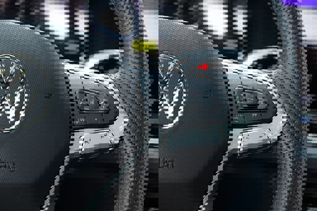 New 2026 Volkswagen Tiguan SE R-Line image 22