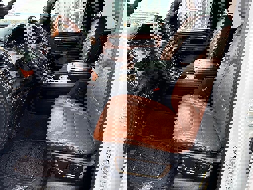 Used 2021 RAM 1500 Limited w/ Trailer Tow Group image 9