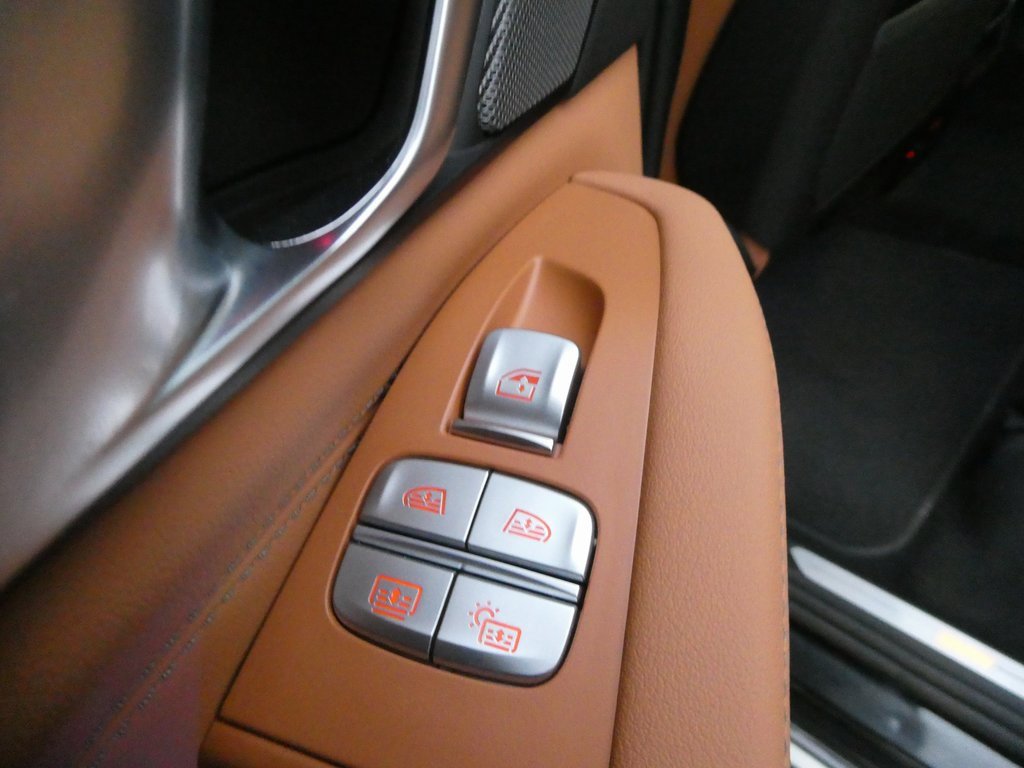 Used 2026 BMW X7 xDrive40i image 57