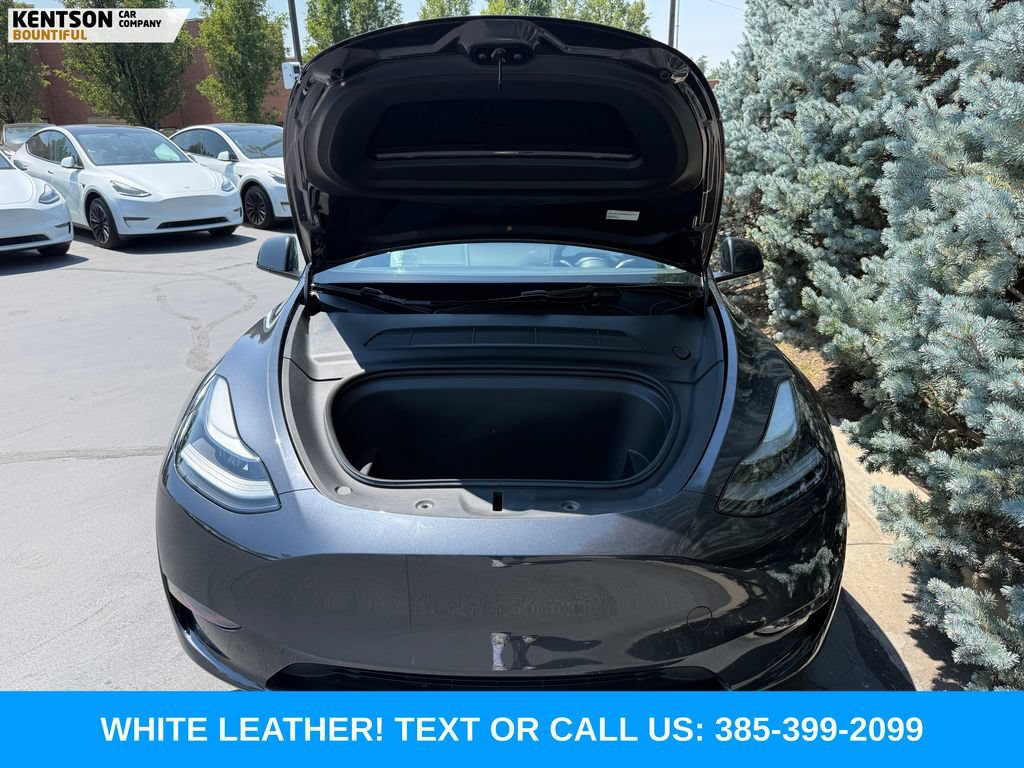 Used 2024 Tesla Model Y Long Range AWD/4WD image 32
