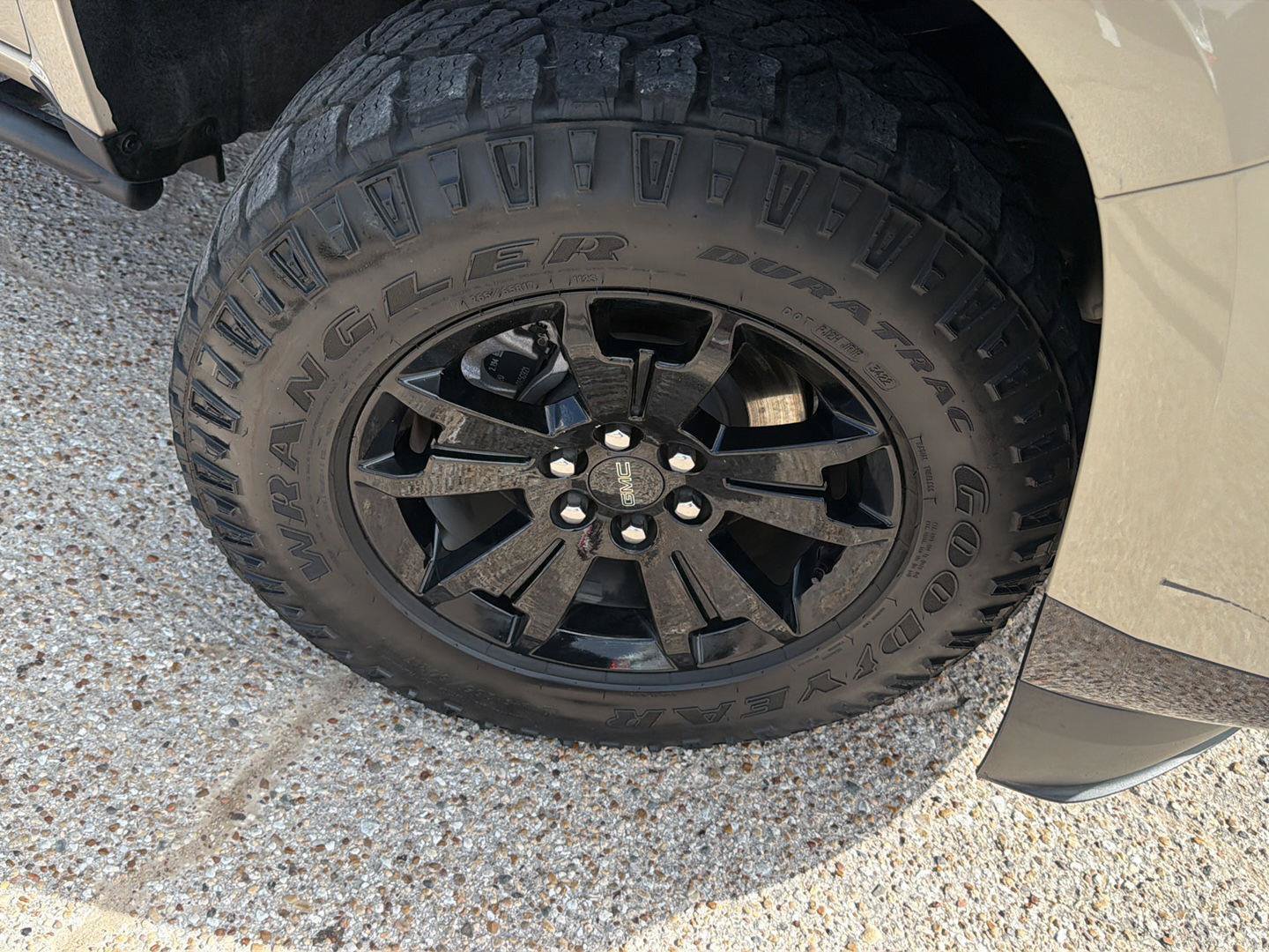 Used 2022 GMC Canyon AT4 AWD/4WD image 9