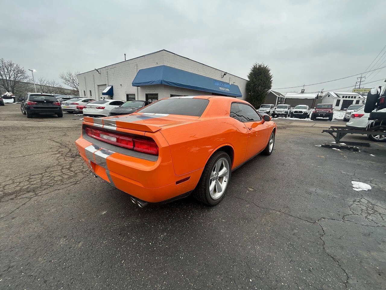 Used 2012 Dodge Challenger SXT Plus image 10