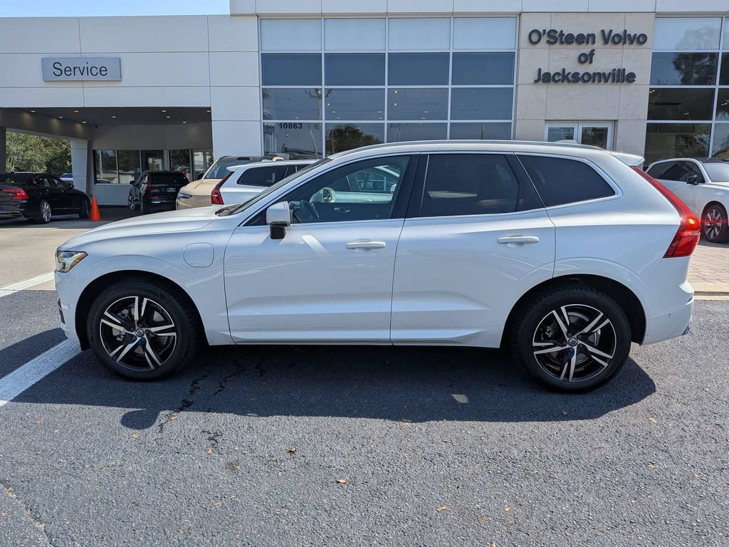 Used 2019 Volvo XC60 T8 R-Design w/ Protection Package Premier AWD/4WD image 3