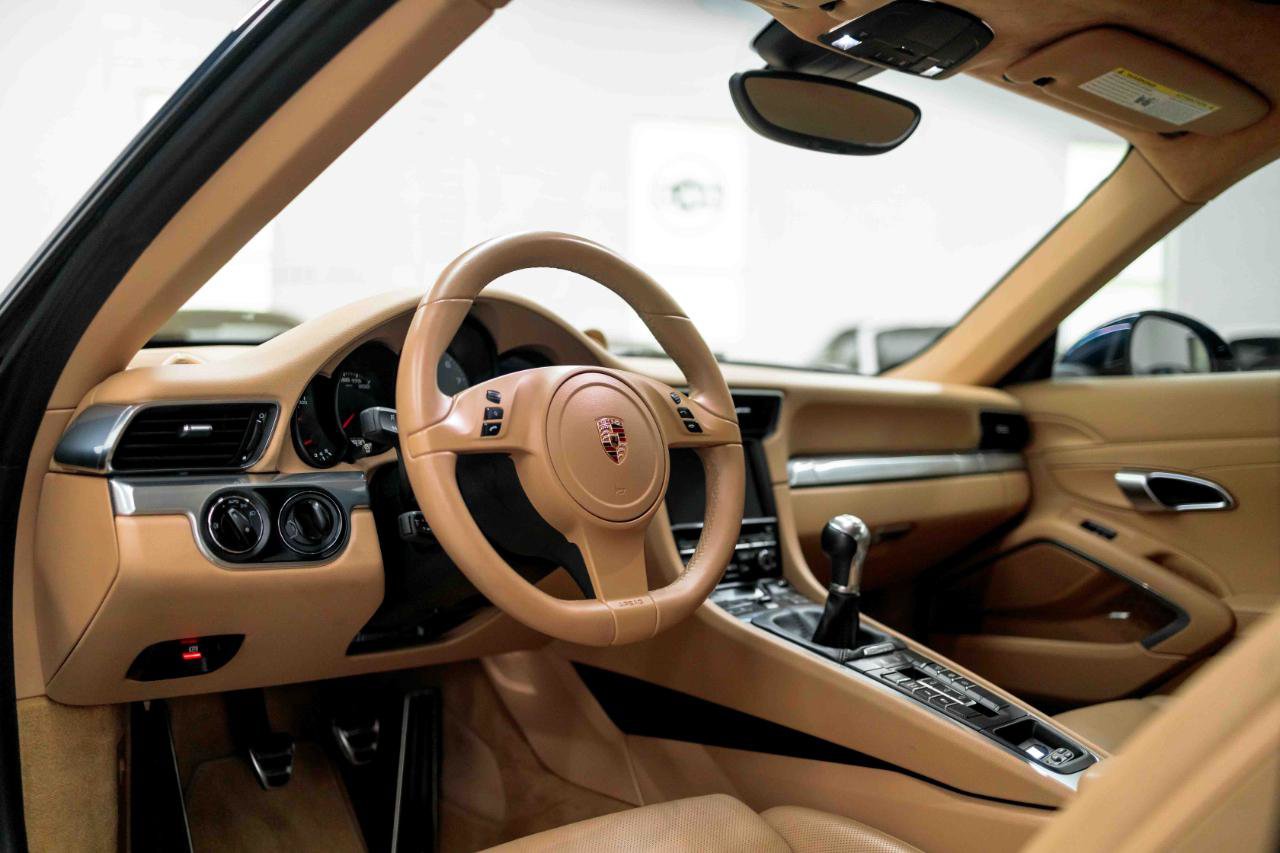 Used 2012 Porsche 911 Carrera S RWD image 2