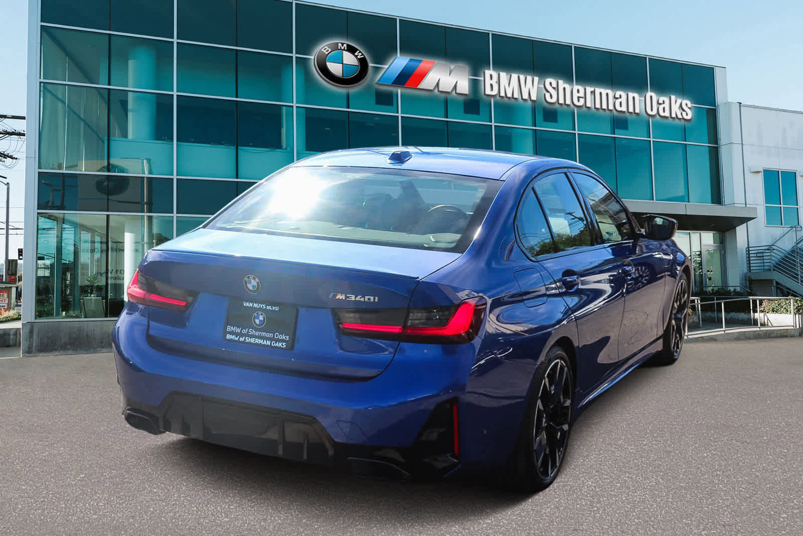 Used 2025 BMW M340i image 4