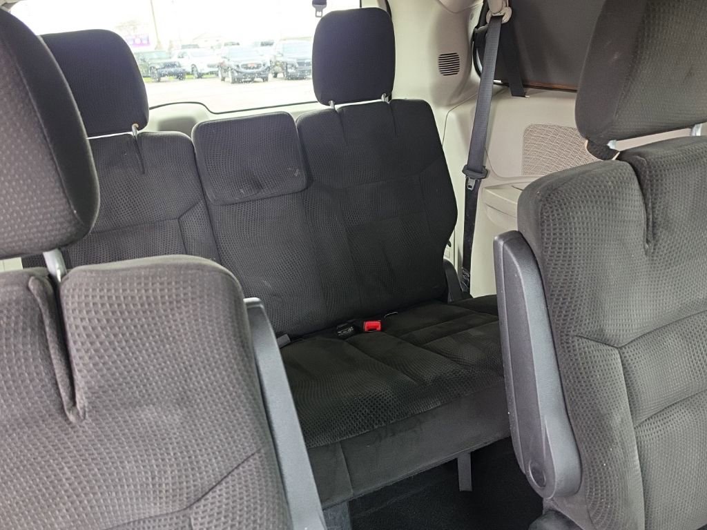 Used 2016 Dodge Grand Caravan SE w/ Quick Order Package 29E SE image 21