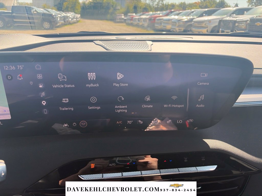 Used 2026 Buick Enclave Sport Touring AWD/4WD image 16