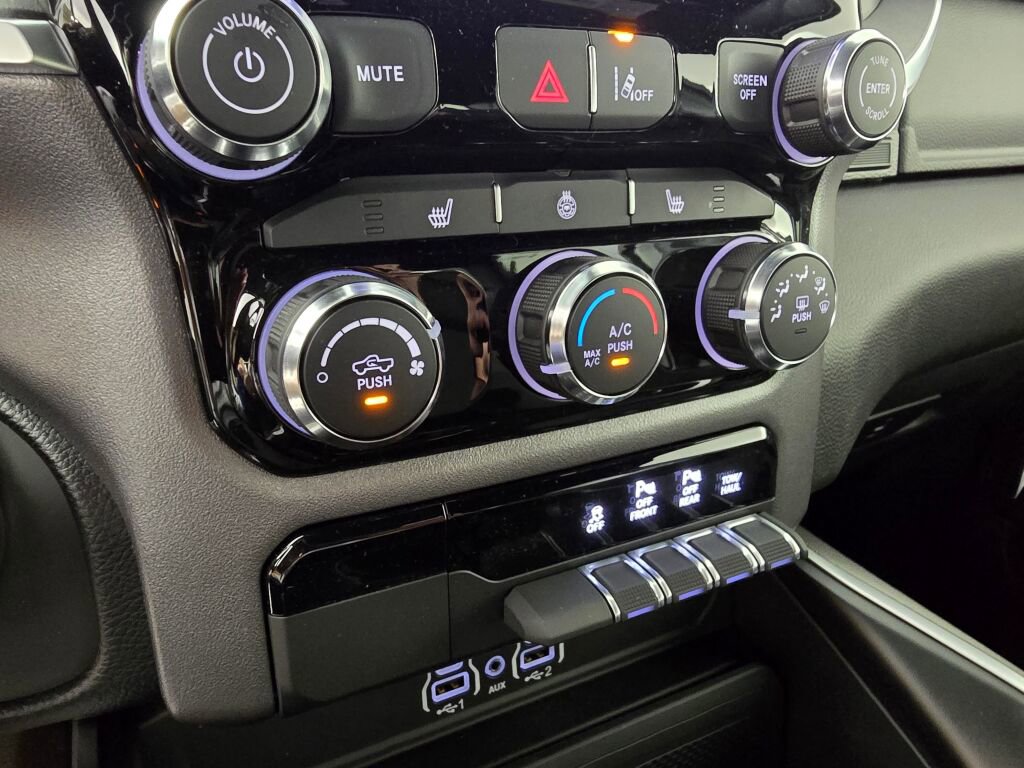 New 2025 RAM 1500 Big Horn image 23