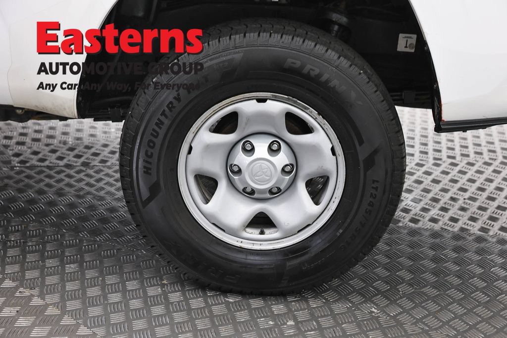 Used 2019 Toyota Tacoma SR RWD image 32