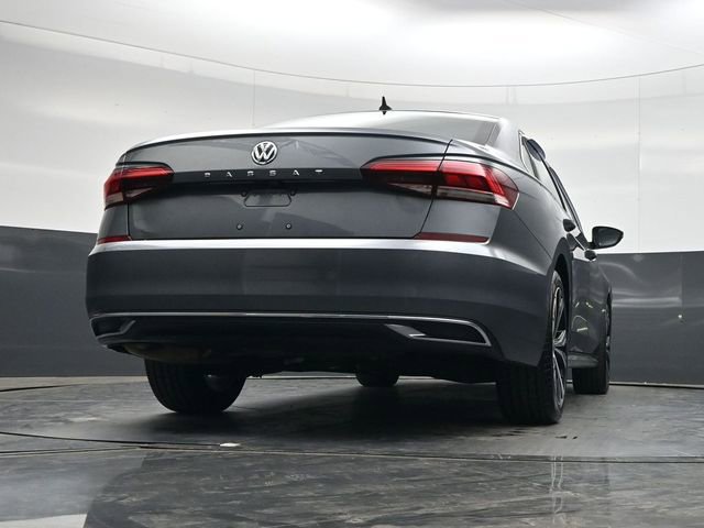 Used 2021 Volkswagen Passat 2.0T SE image 31