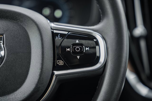 Used 2024 Volvo S60 B5 Plus image 26