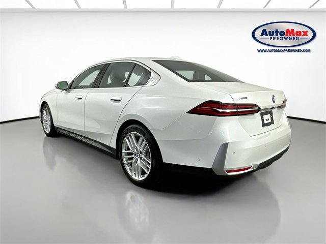 Used 2025 BMW 530i xDrive image 6