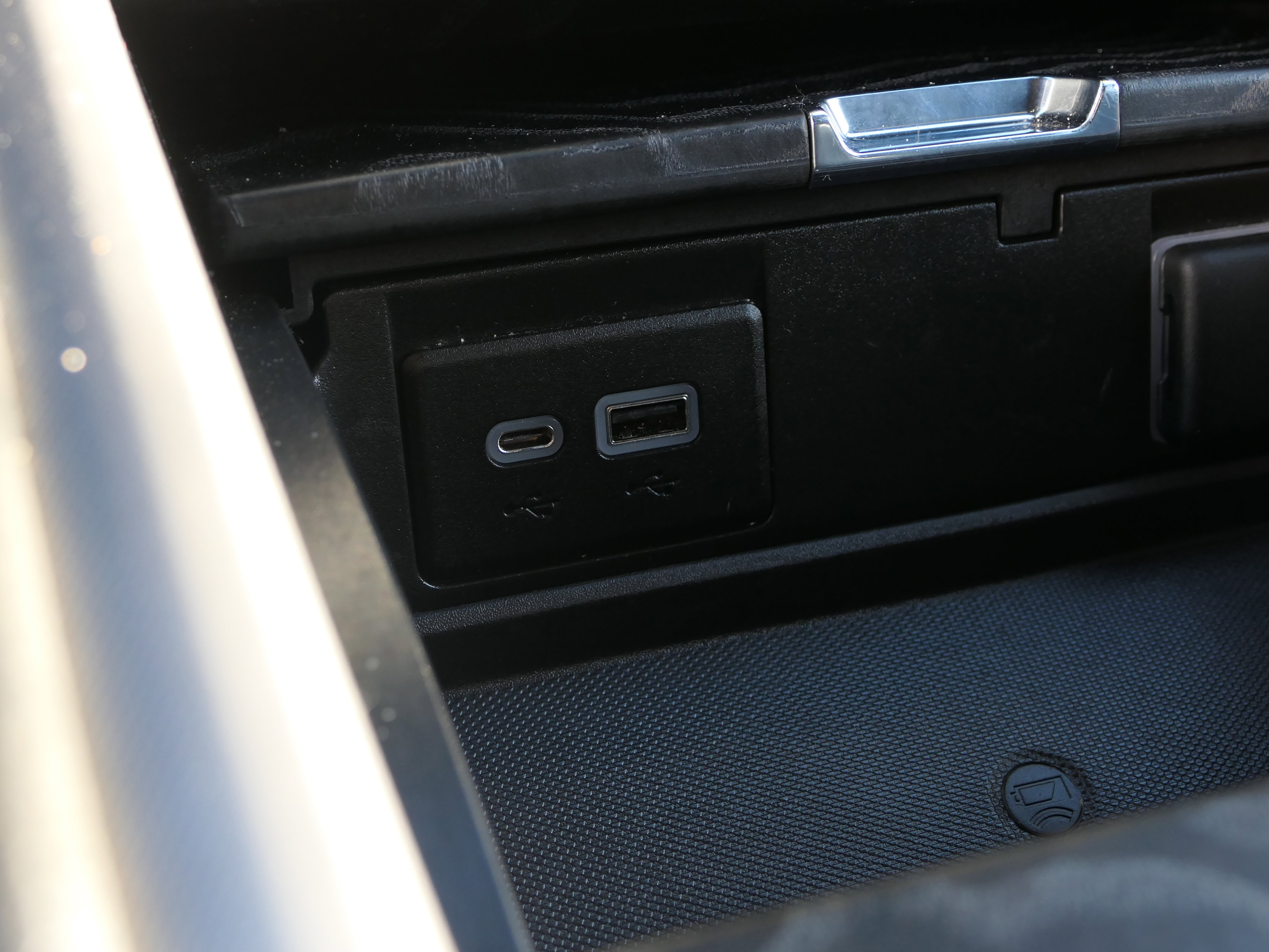 Used 2023 GMC Yukon XL Denali image 22