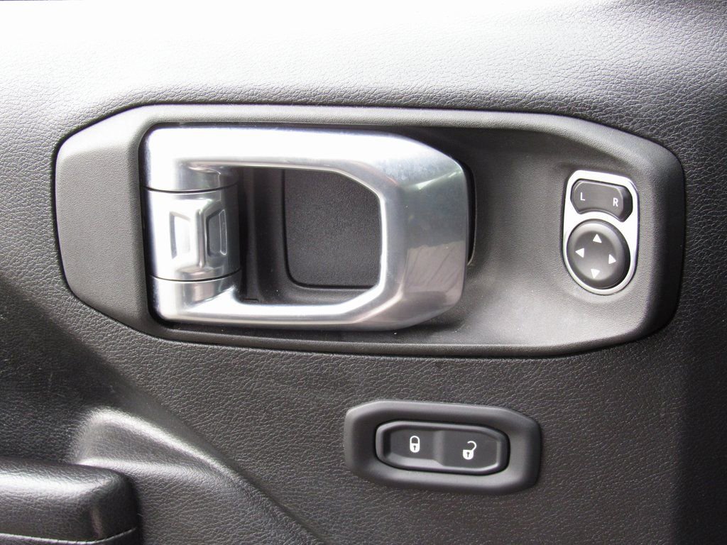 Used 2021 Jeep Gladiator Sport AWD/4WD image 31