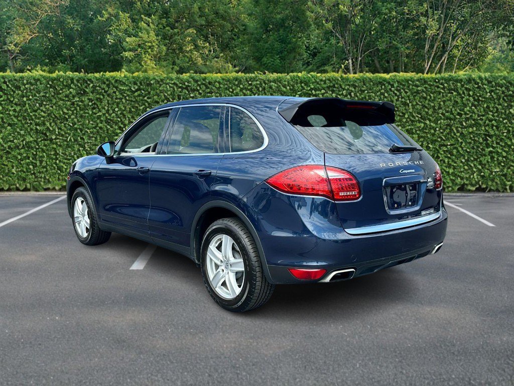 Used 2014 Porsche Cayenne AWD/4WD image 6