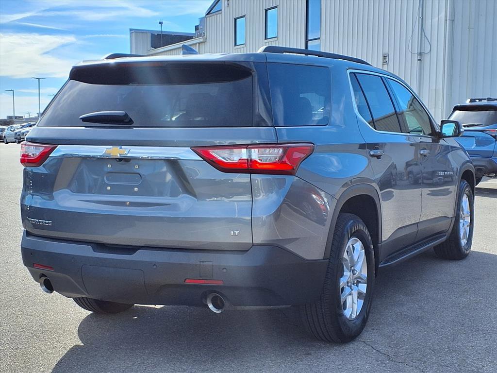 Used 2020 Chevrolet Traverse LT image 7