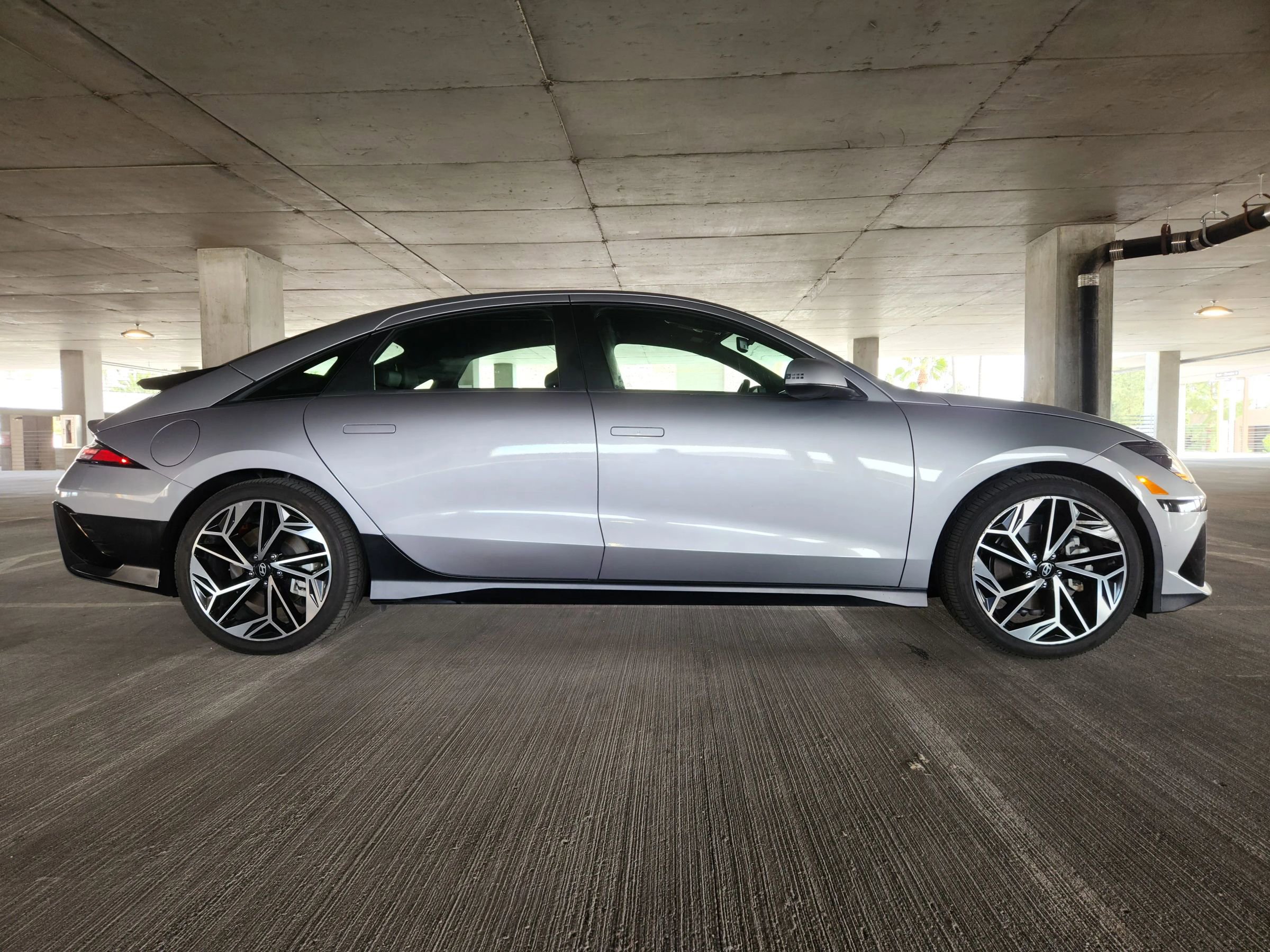 Used 2023 Hyundai Ioniq 6 SEL image 7