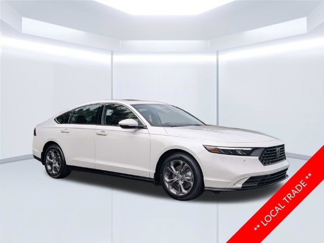 Used 2023 Honda Accord EX-L image 2