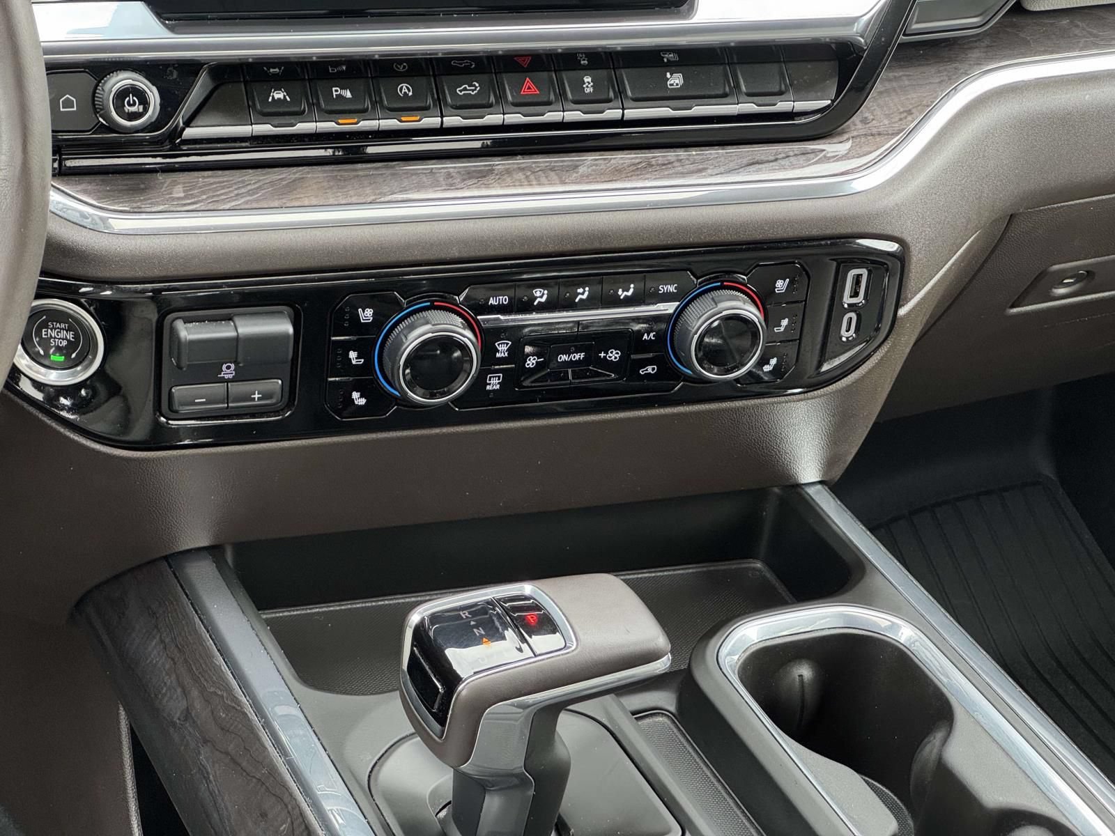 Used 2023 Chevrolet Silverado 1500 LTZ w/ LTZ Convenience Package II AWD/4WD image 4