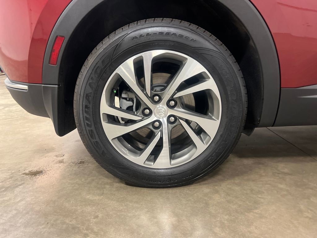 Certified 2021 Buick Envision Essence w/ Technology Package I AWD/4WD image 10