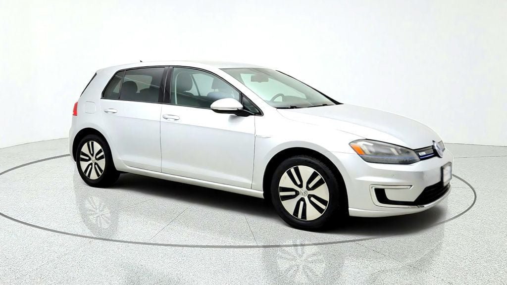 Used 2015 Volkswagen e-Golf SEL Premium FWD image 3