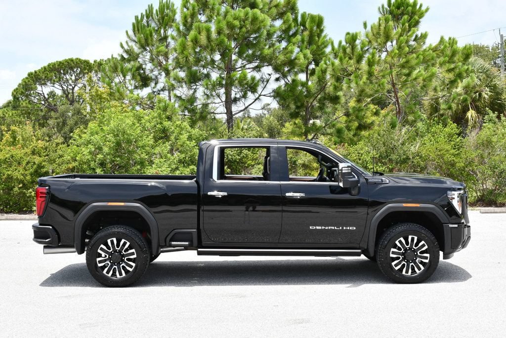 Used 2026 GMC Sierra 2500 Denali Ultimate w/ Max Trailering Package AWD/4WD image 34