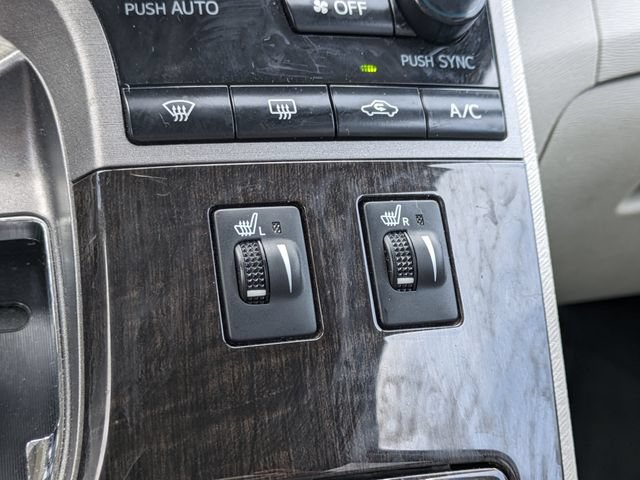 Used 2013 Toyota Venza Limited w/ Tow Prep Pkg FWD image 31