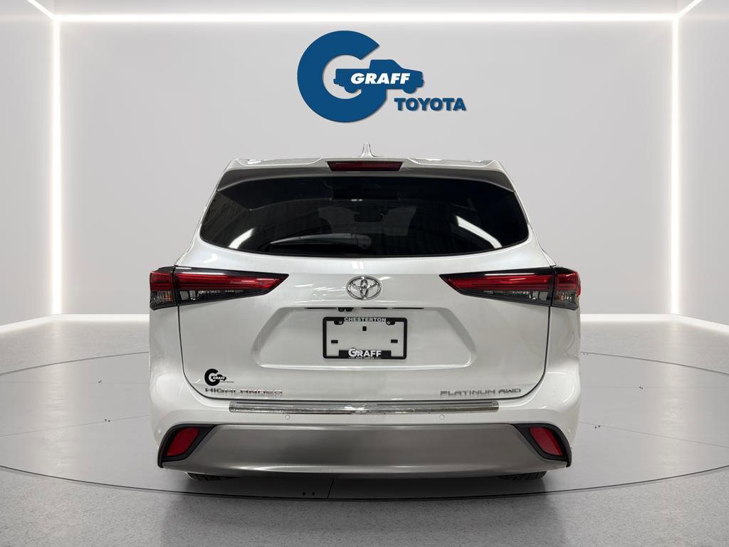 Used 2023 Toyota Highlander Platinum AWD/4WD image 6