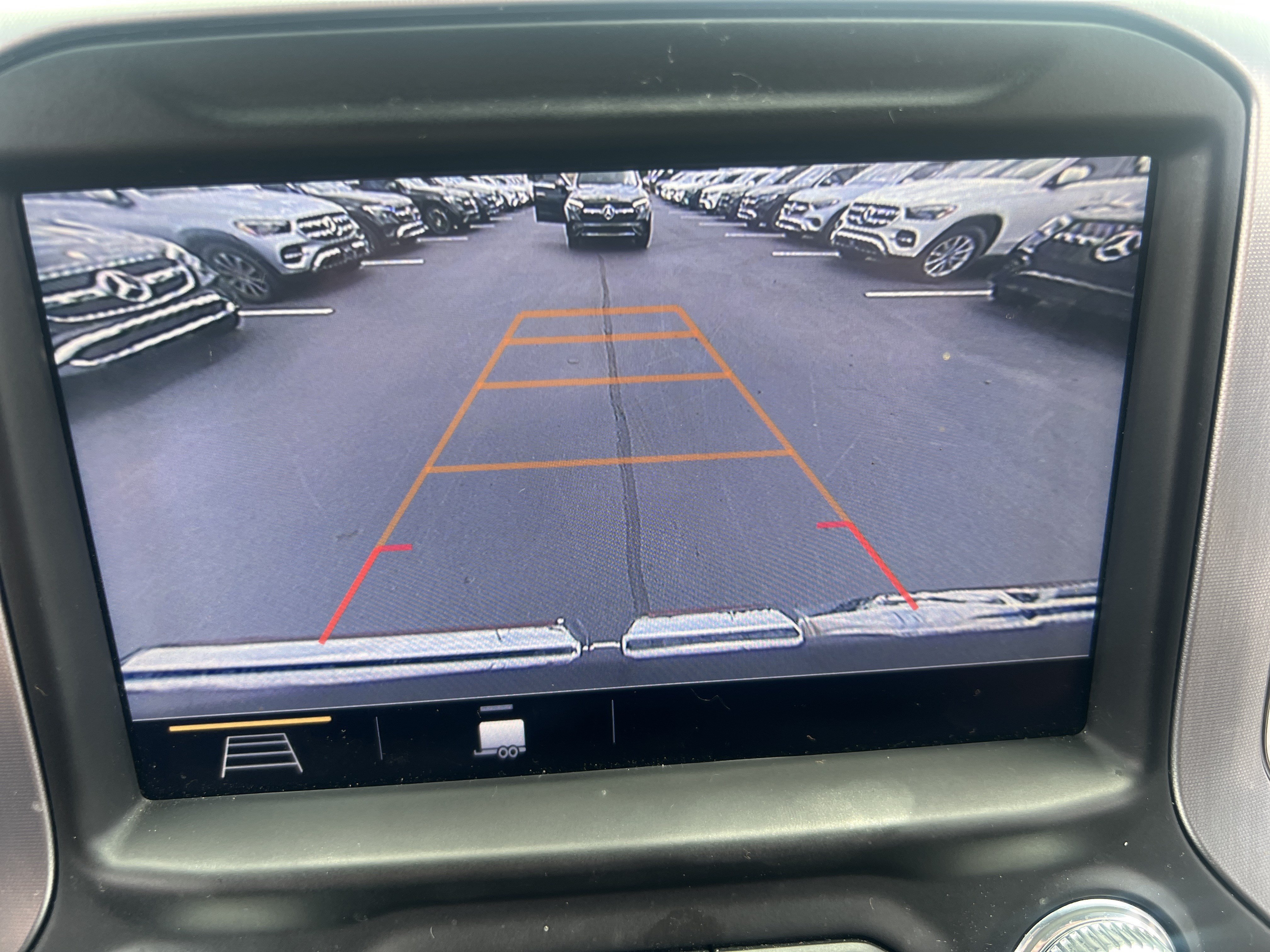 Used 2019 GMC Sierra 1500 SLE w/ SLE Value Package AWD/4WD image 25