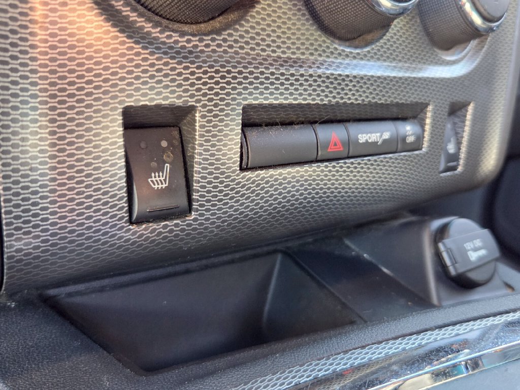 Used 2013 Dodge Challenger R/T Plus RWD image 22