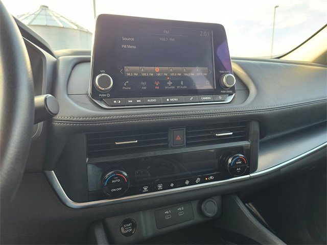 Used 2024 Nissan Rogue SV image 20