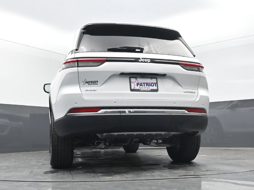 New 2027 Jeep Grand Cherokee Laredo X AWD/4WD image 41