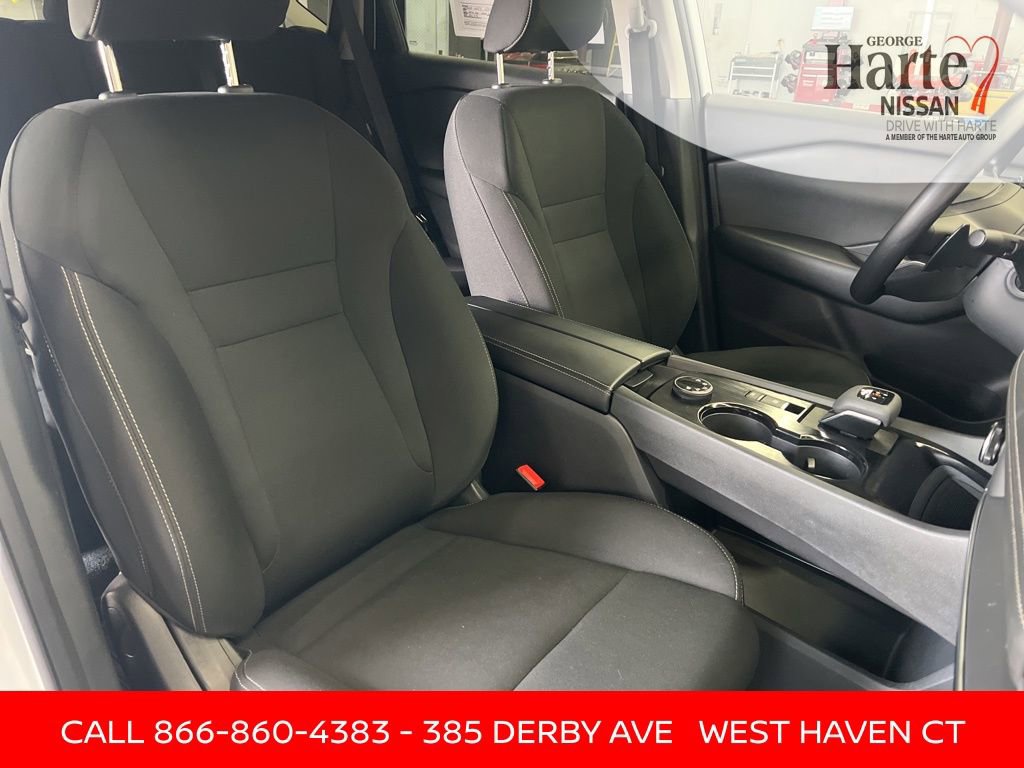 Certified 2025 Nissan Rogue S image 43