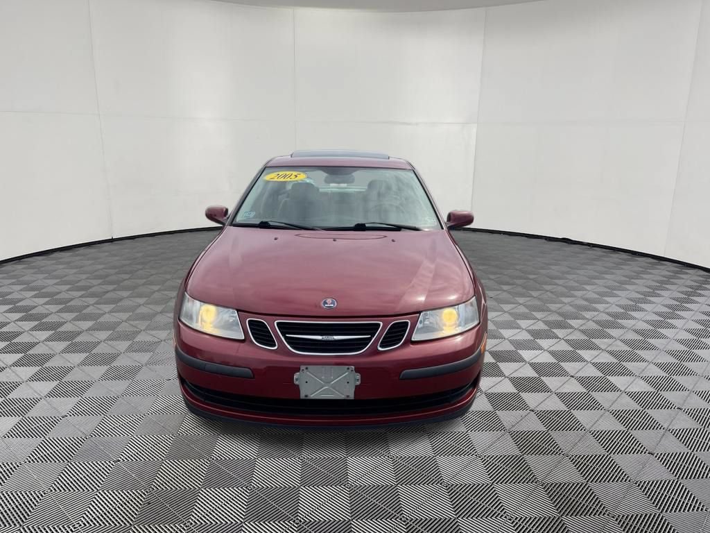 Used 2005 Saab 9-3 Linear FWD image 2