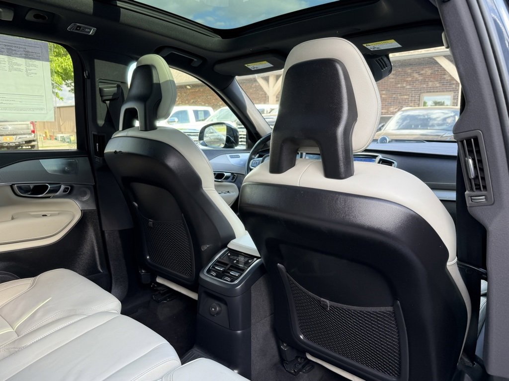 Used 2022 Volvo XC90 T8 R-Design w/ Advanced Package image 22