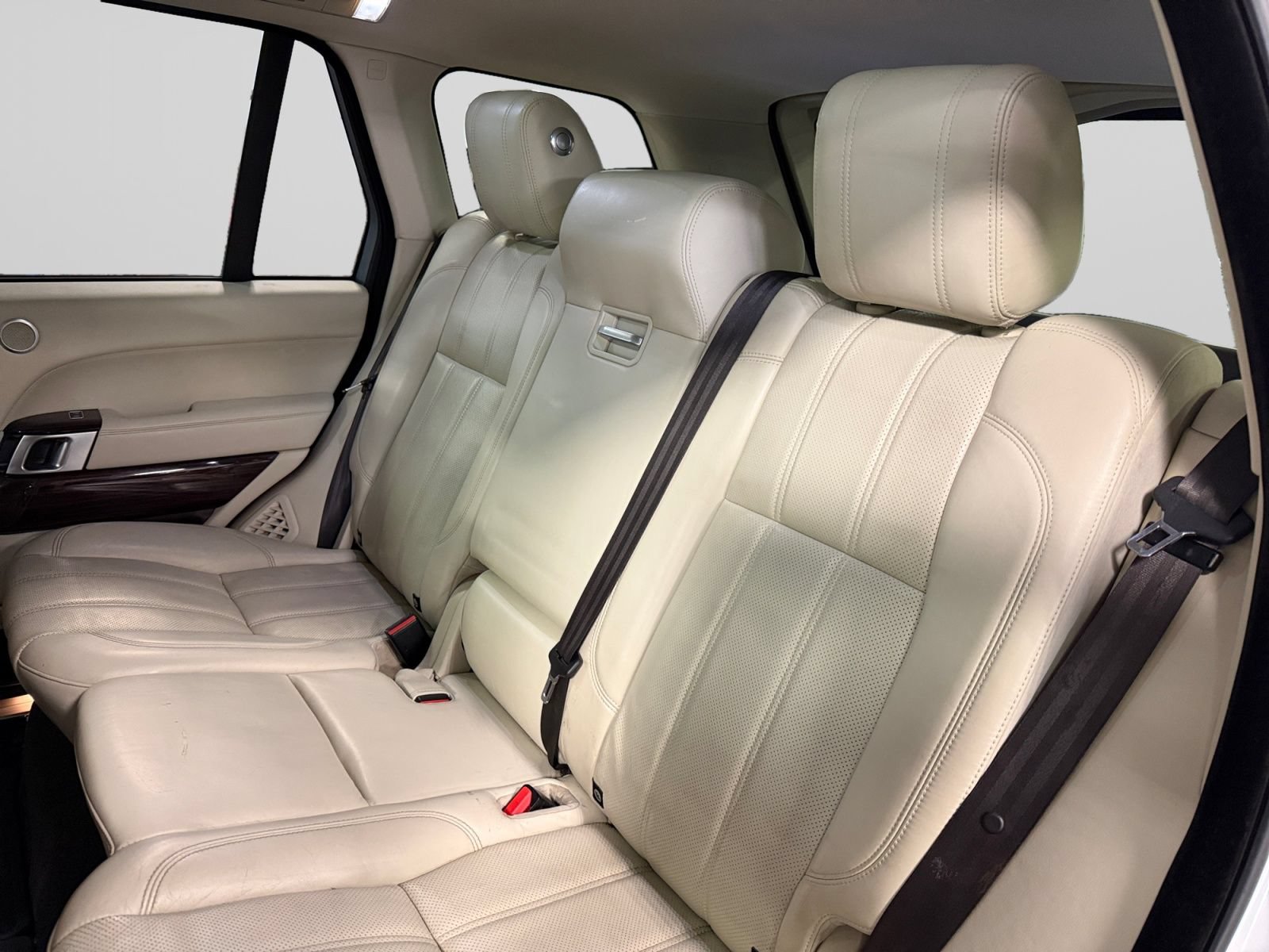 Used 2015 Land Rover Range Rover Supercharged AWD/4WD image 20
