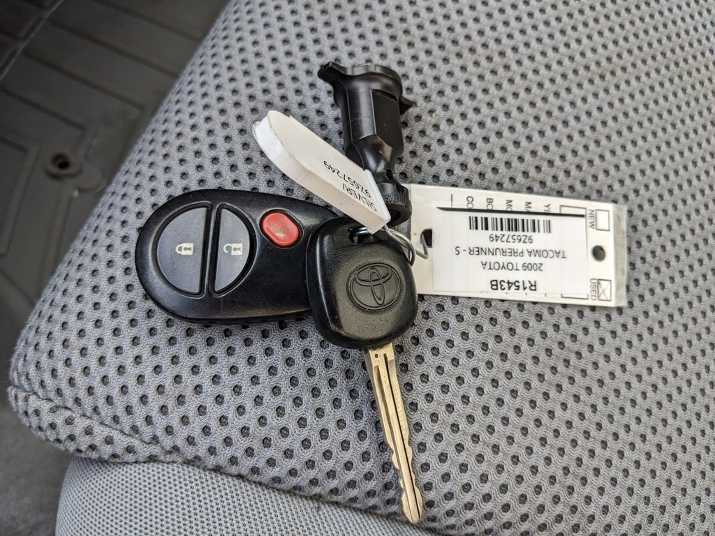 Used 2009 Toyota Tacoma PreRunner image 28