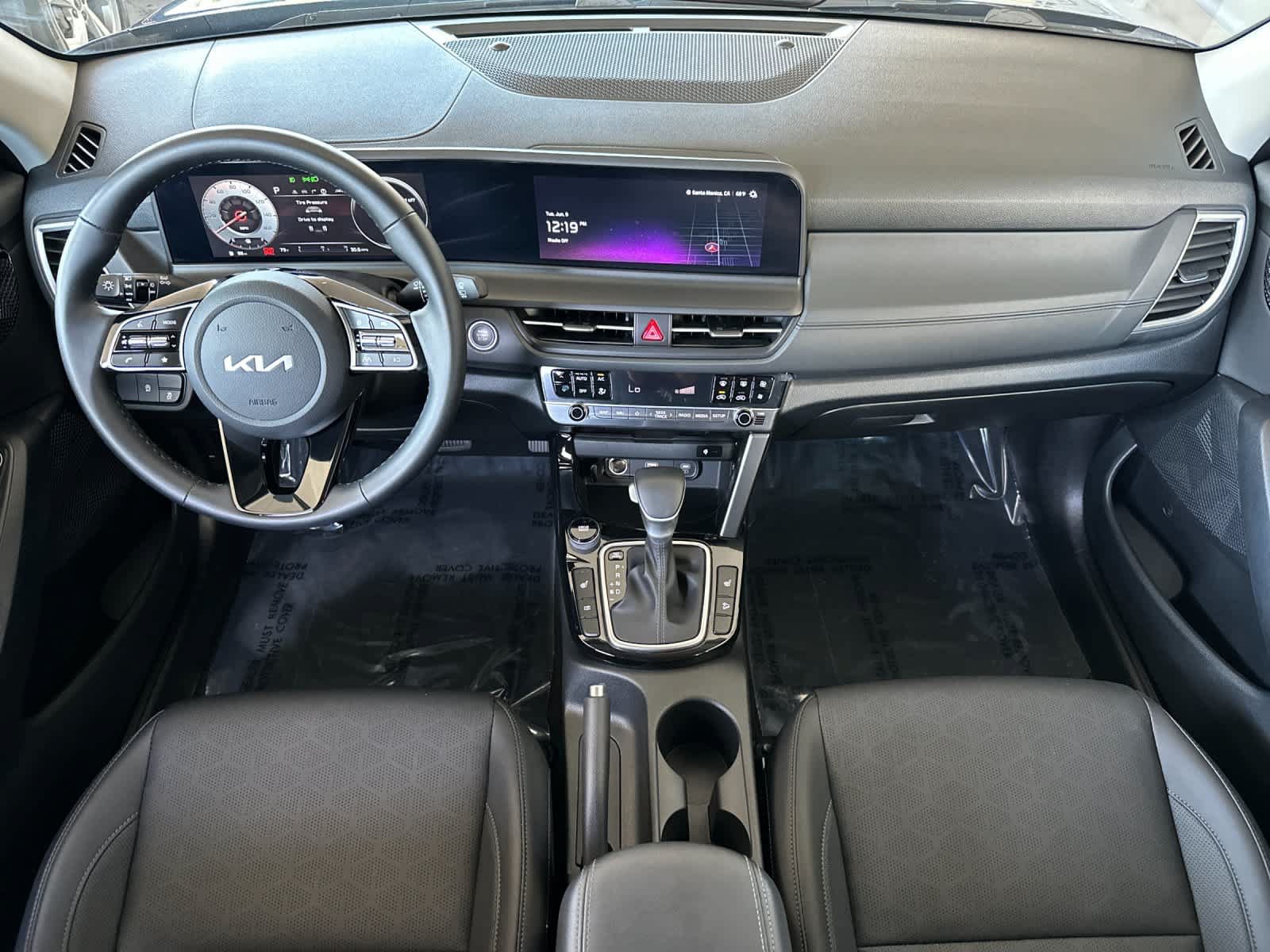 Used 2024 Kia Seltos EX FWD image 3