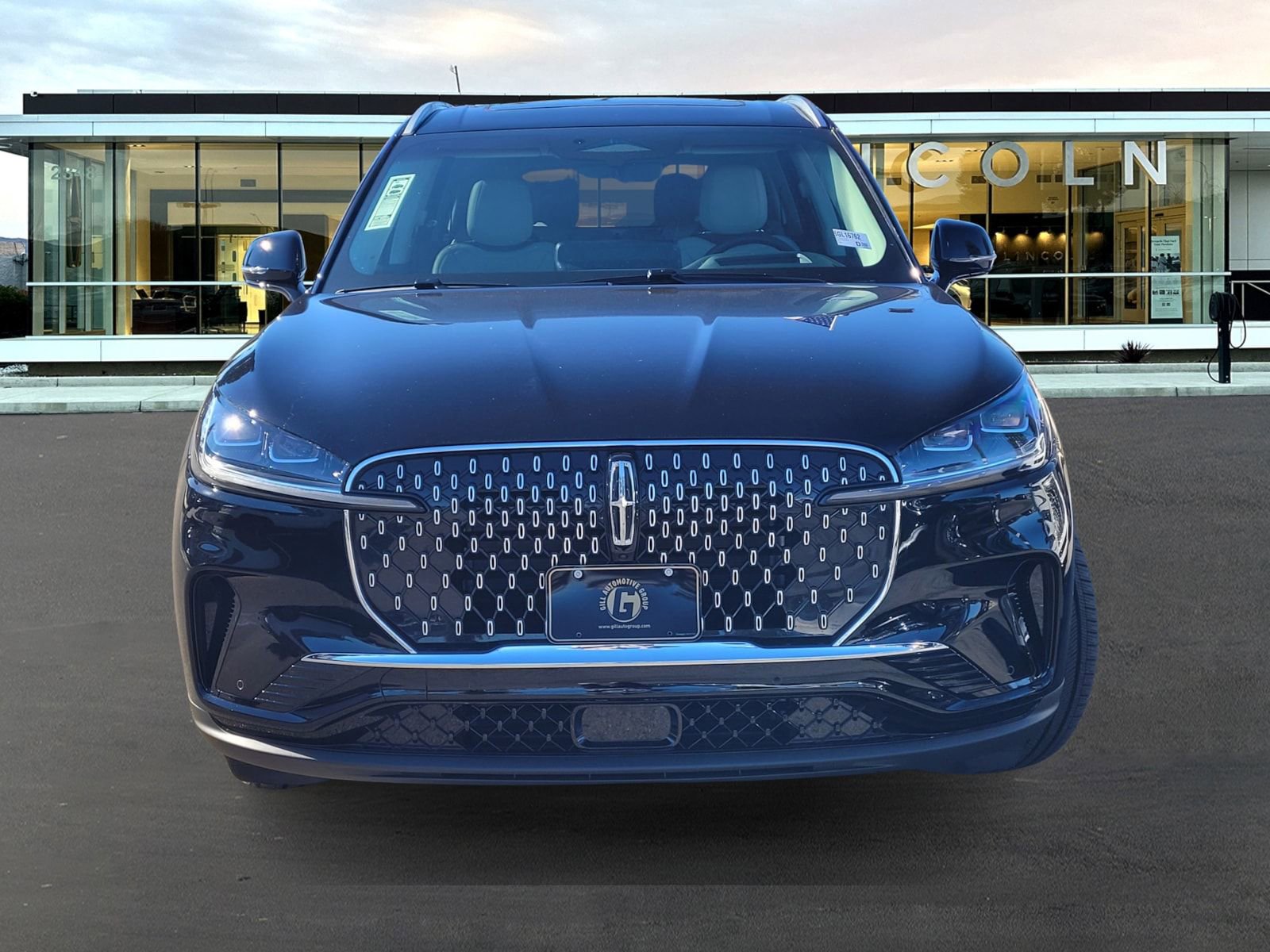 New 2025 Lincoln Aviator Reserve w/ Equipment Group 201A image 2