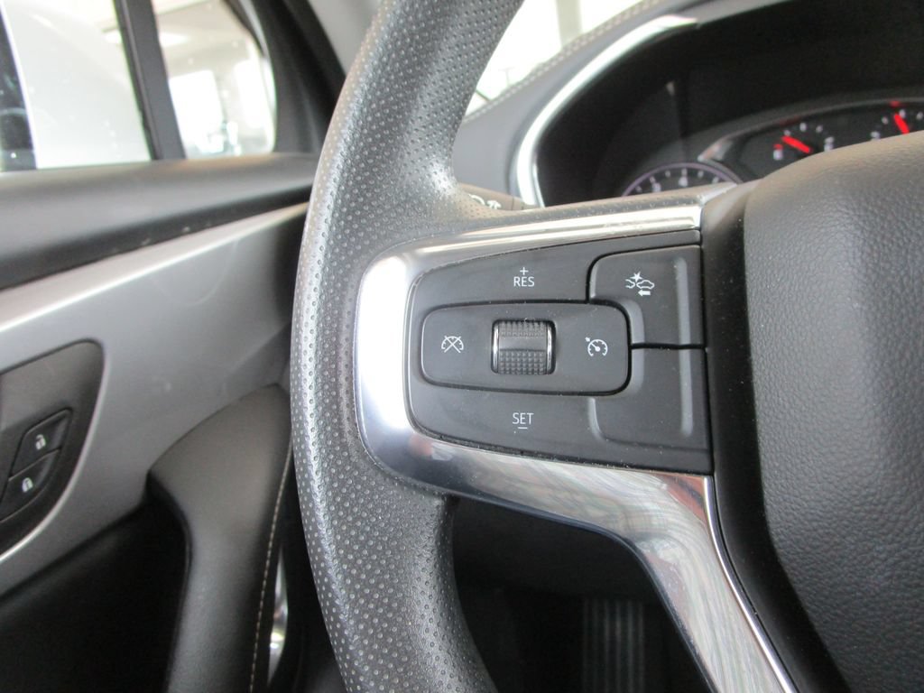 Used 2024 Chevrolet Blazer LT w/ Convenience Package FWD image 30