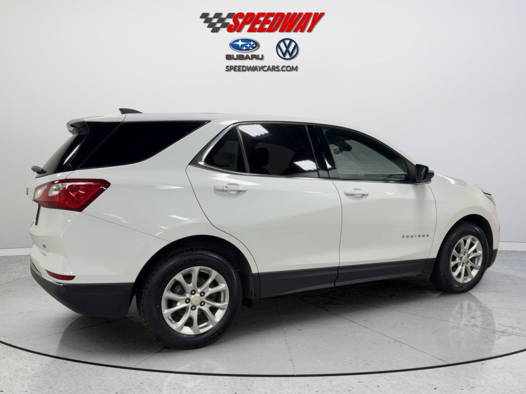 Used 2019 Chevrolet Equinox LT w/ Driver Convenience Package FWD image 11